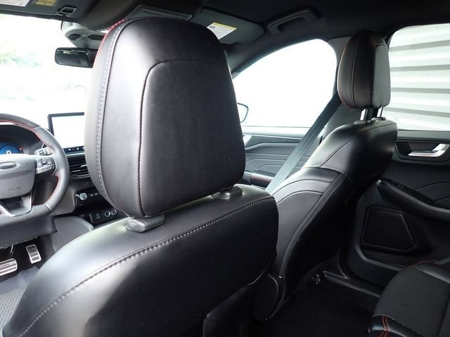 Used 2023 Ford Escape ST-Line Elite AWD/4WD image 18