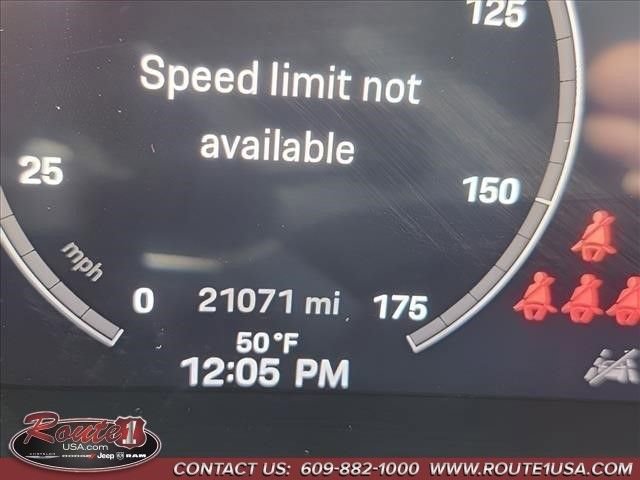 Used 2024 Porsche Cayenne image 19