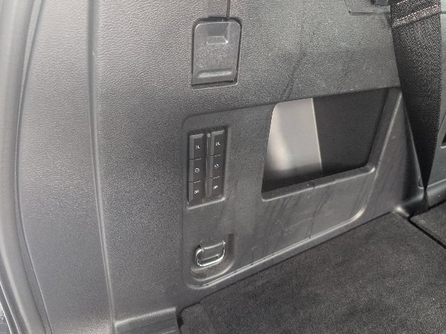 Used 2024 Ford Expedition XLT AWD/4WD image 17