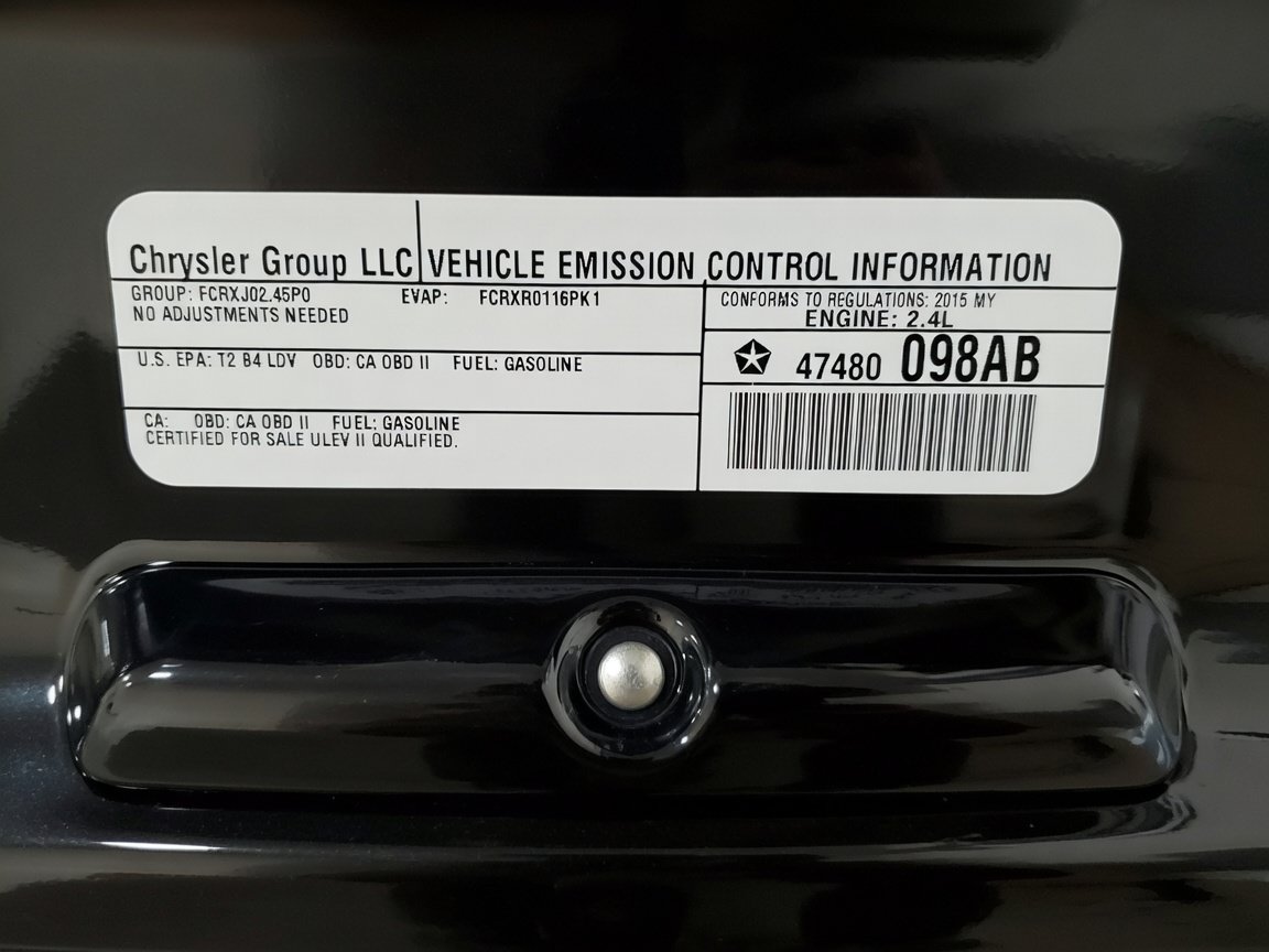 Used 2018 Jeep Cherokee Latitude w/ Altitude Package FWD image 21