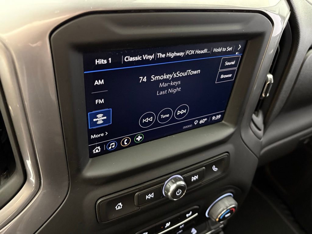 Used 2024 Chevrolet Silverado 1500 Custom Trail Boss w/ LPO, Dark Essentials Package image 30