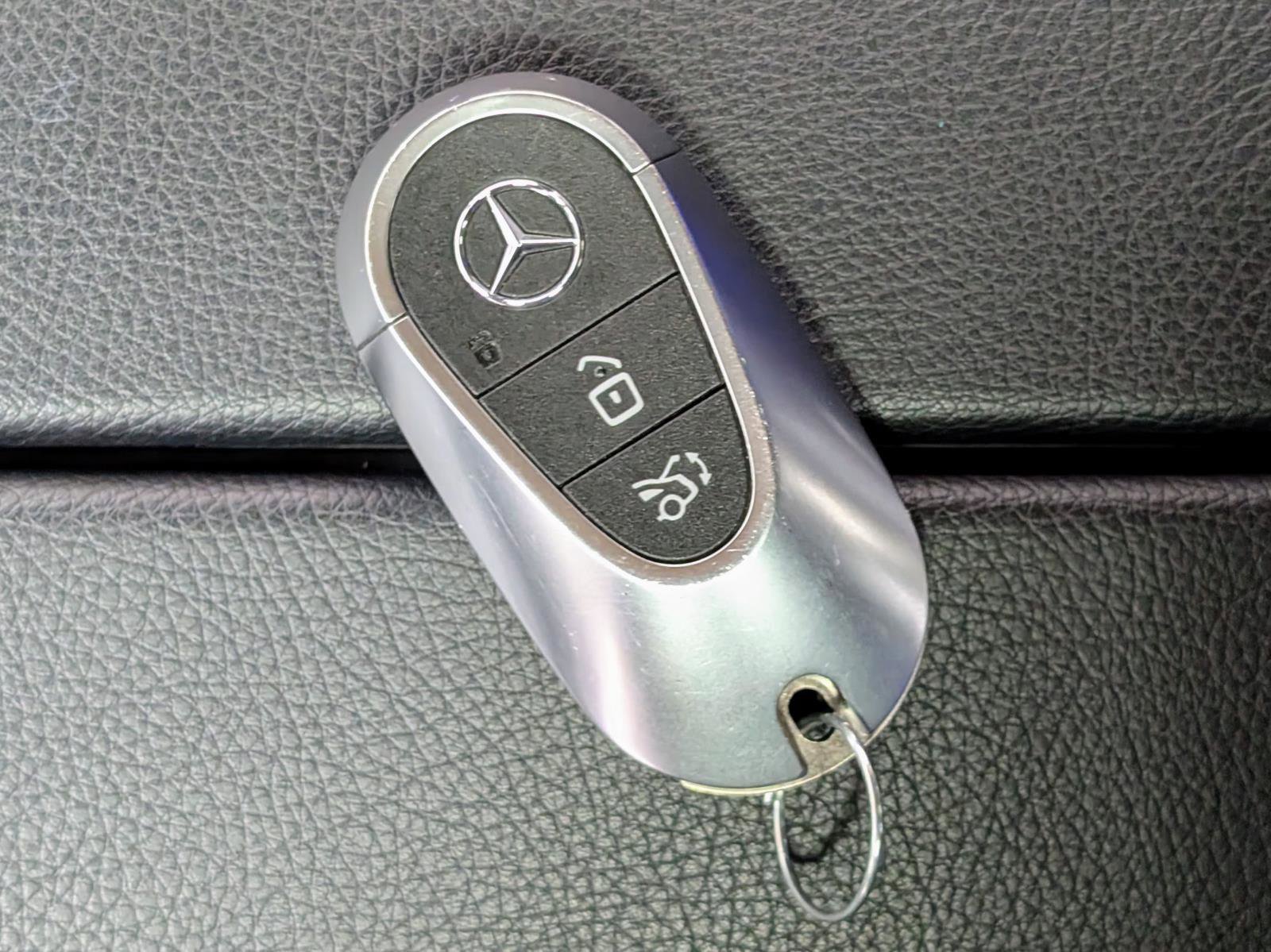 Used 2024 Mercedes-Benz EQE 350+ 4MATIC Sedan image 41