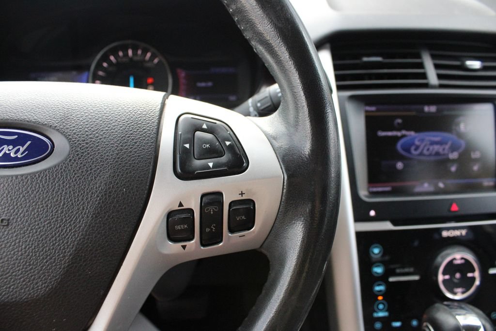 Used 2013 Ford Edge Limited AWD/4WD image 12