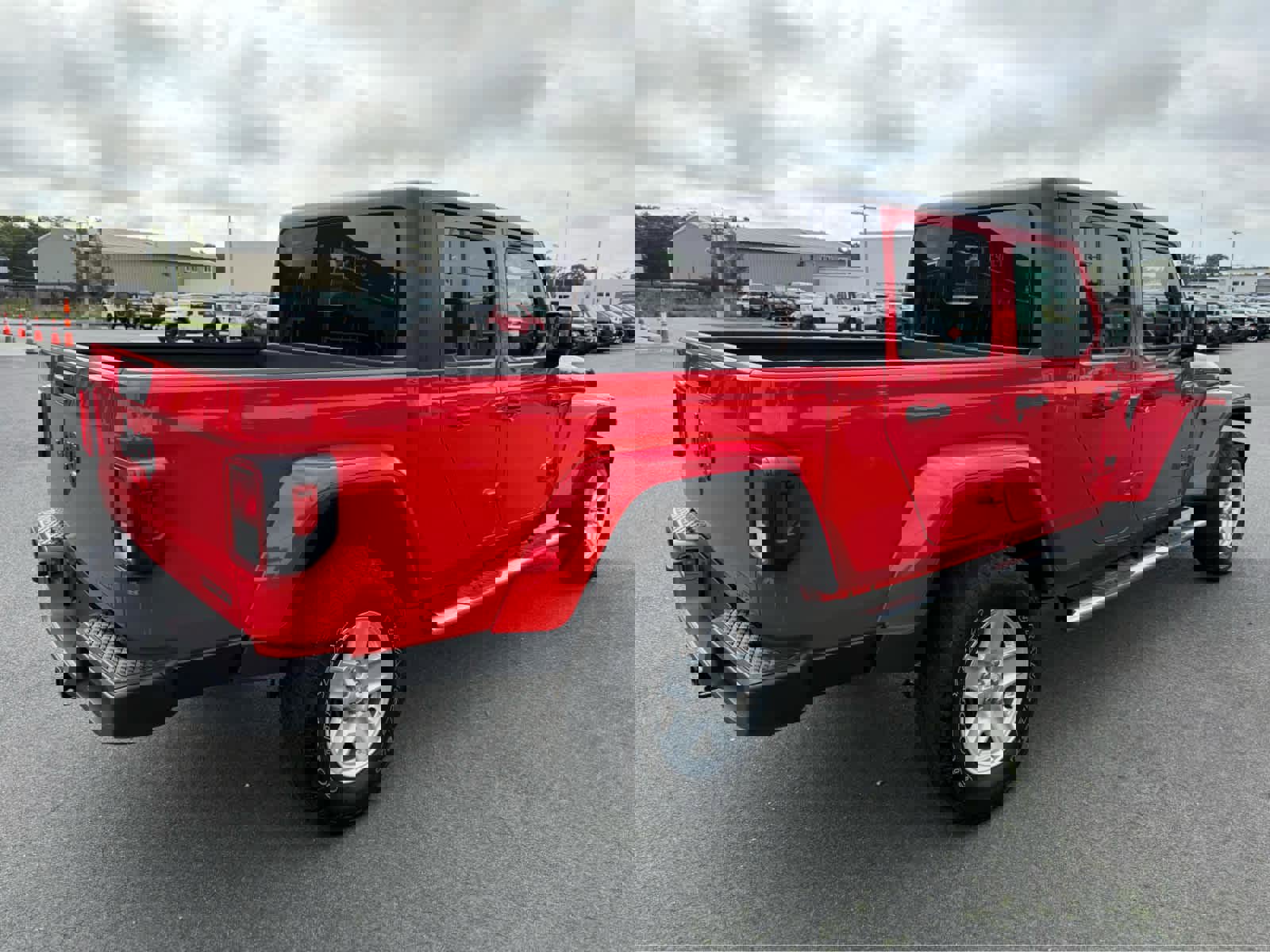 Used 2021 Jeep Gladiator Sport image 10