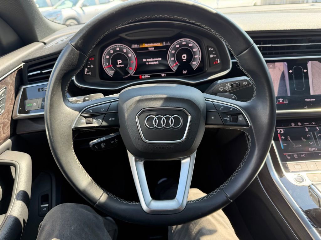 Used 2022 Audi Q8 Premium Plus w/ Premium Plus Package AWD/4WD image 25