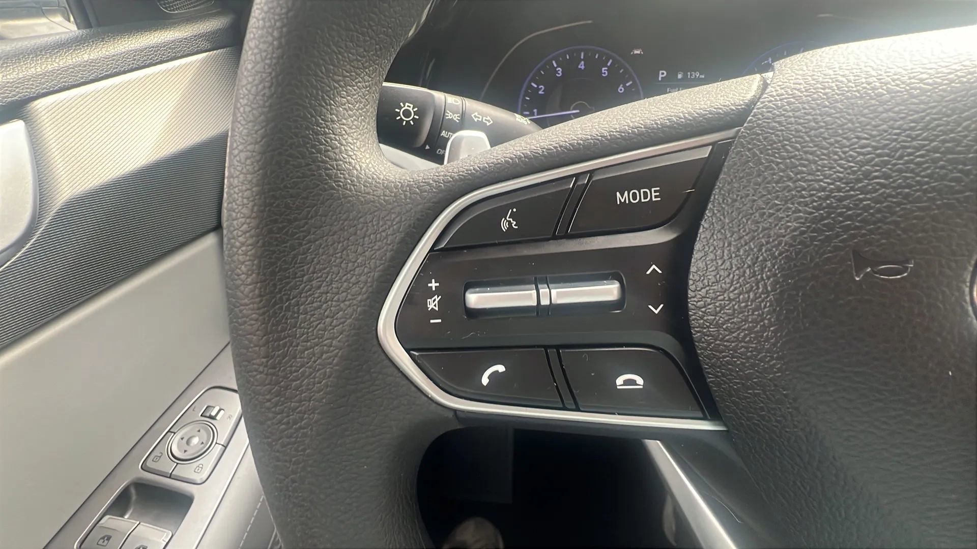 Used 2022 Hyundai Palisade SE image 15