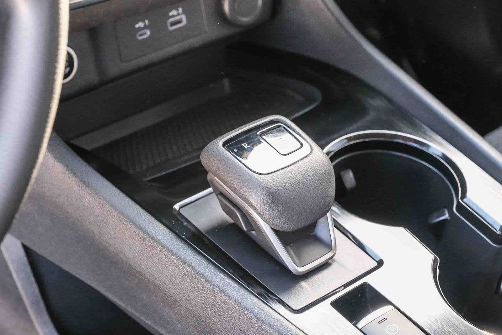 Used 2023 Nissan Rogue SV FWD image 21