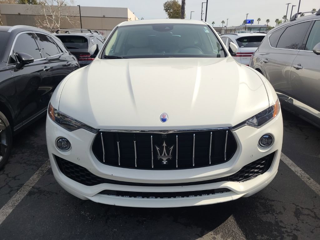 Used 2019 Maserati Levante Base image 5