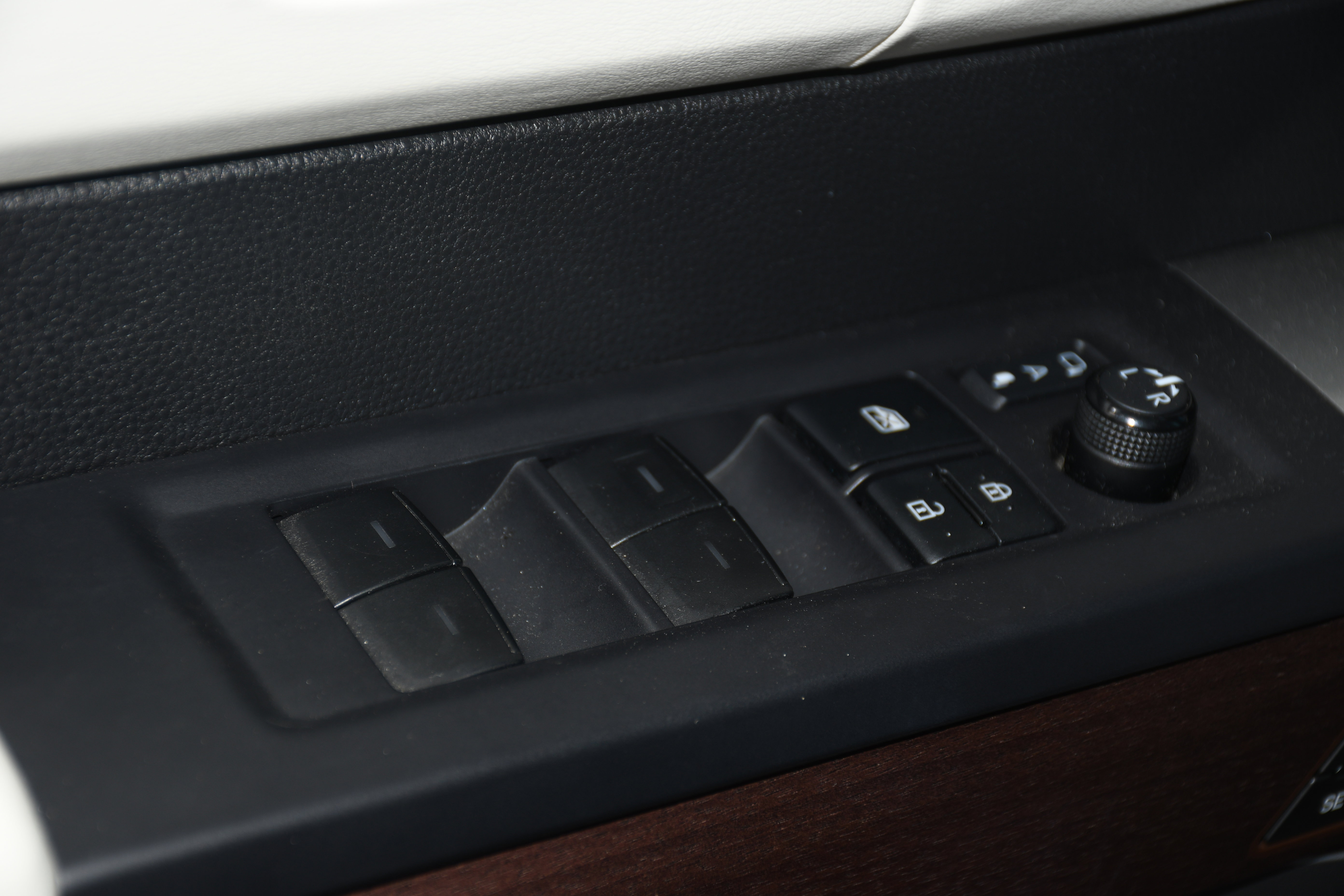 Used 2023 Toyota Tundra Capstone image 11