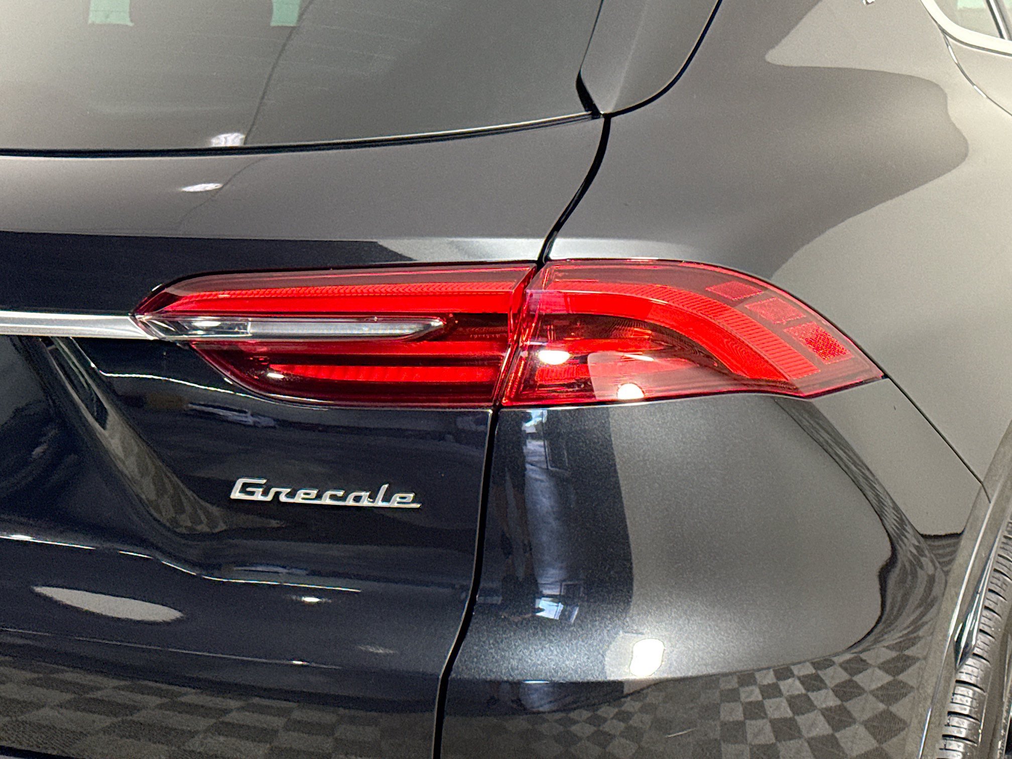 Used 2025 Maserati Grecale GT AWD/4WD image 34