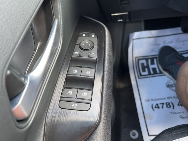 New 2025 Nissan Kicks SV w/ SV Premium Package image 18