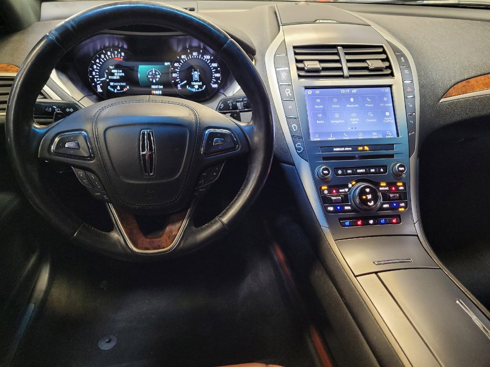 Used 2019 Lincoln MKZ Reserve FWD image 22