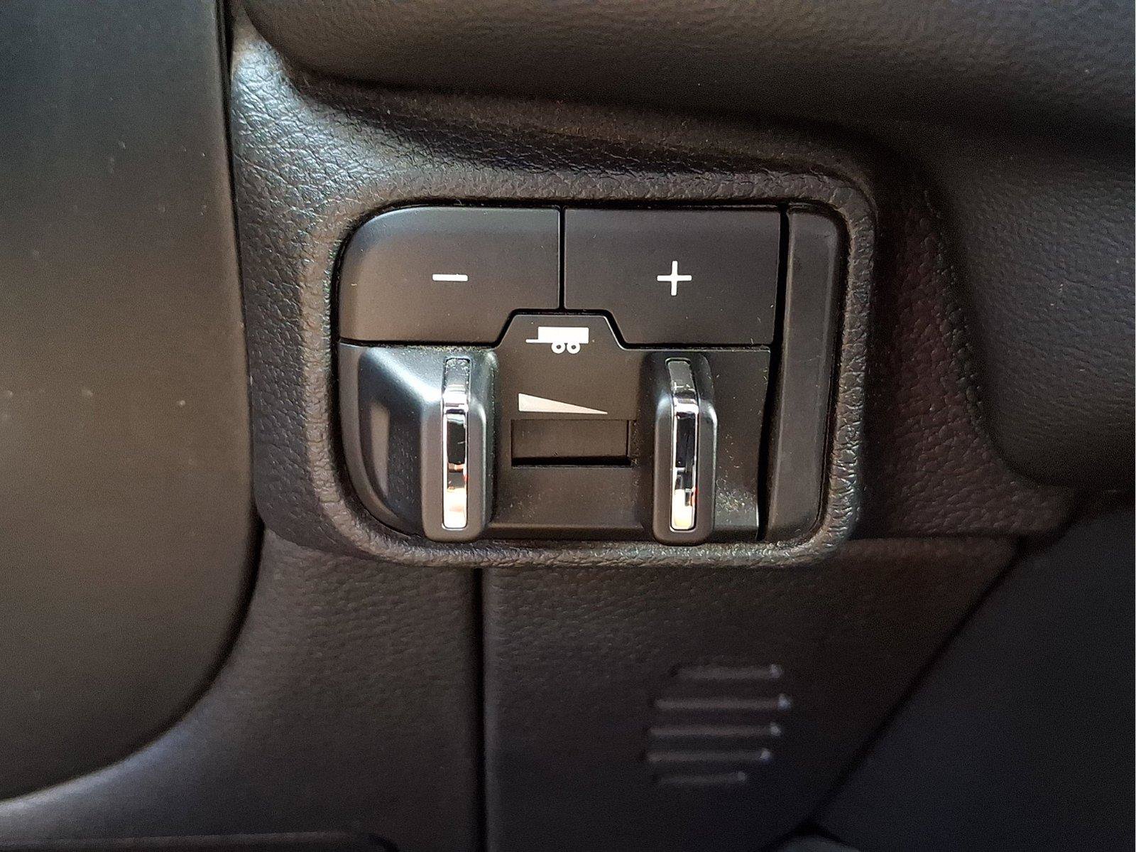 Used 2024 Dodge Durango R/T w/ Blacktop Package RWD image 24