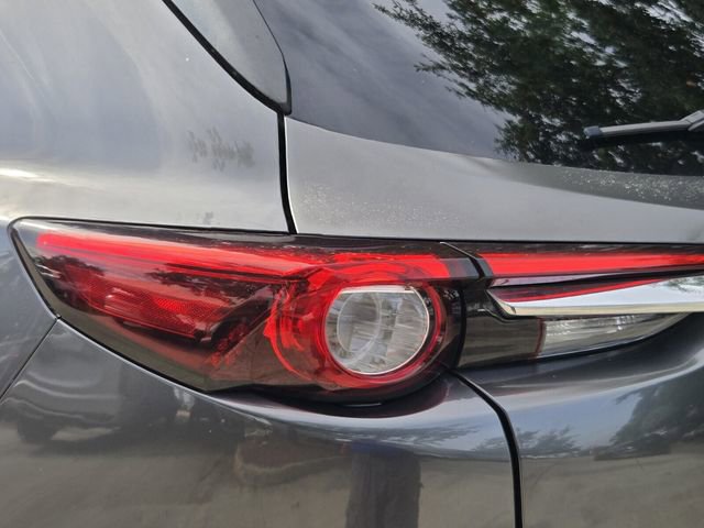 Used 2018 MAZDA CX-9 Touring FWD image 10