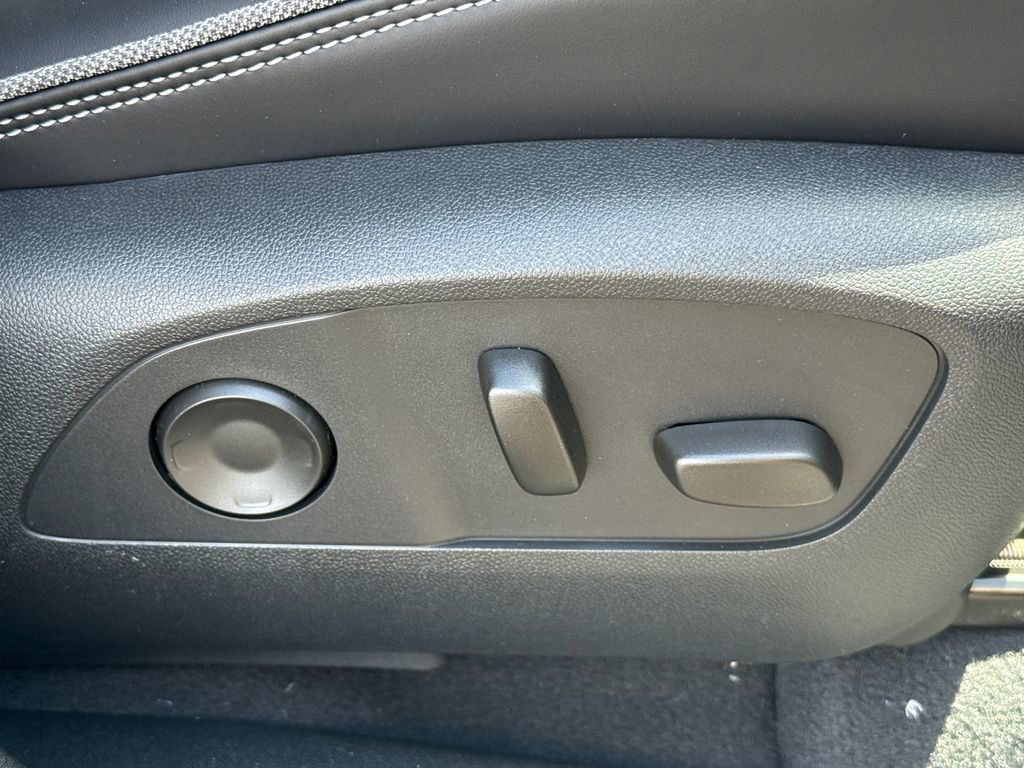 New 2025 GMC Sierra EV Denali image 43