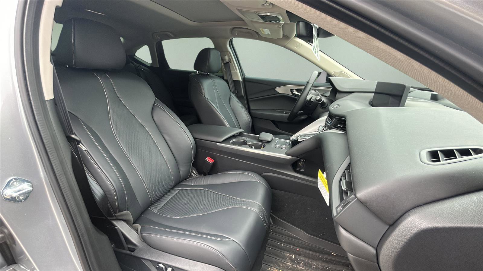 Used 2025 Acura TLX w/ Technology Package FWD image 11