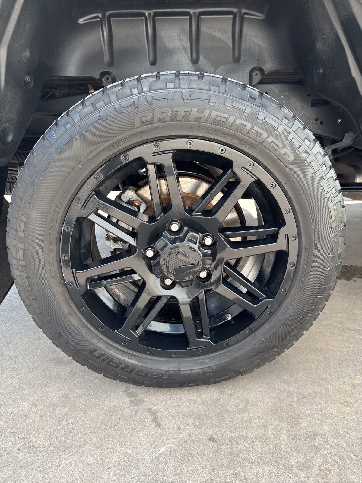 Used 2019 Toyota Tundra SR5 w/ SR5 Upgrade Package image 28