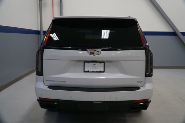 Certified 2021 Cadillac Escalade ESV Sport w/ Driver Assist Tech Package image 8