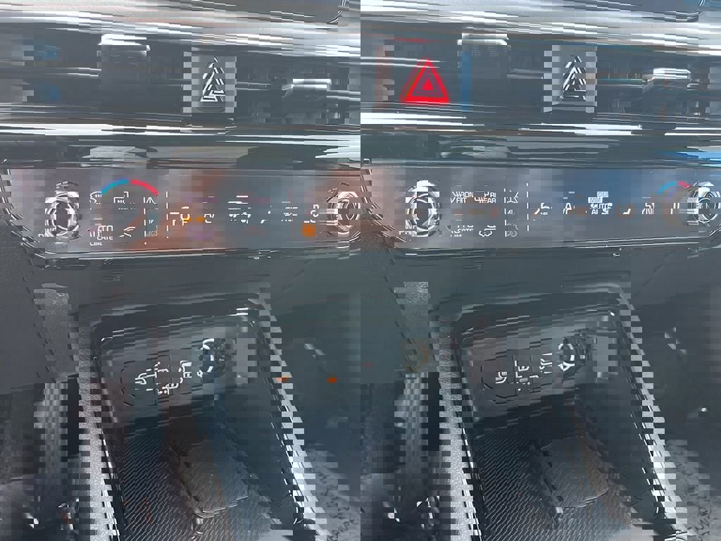 Used 2025 Kia K5 GT-Line w/ GT-Line Premium Package image 31