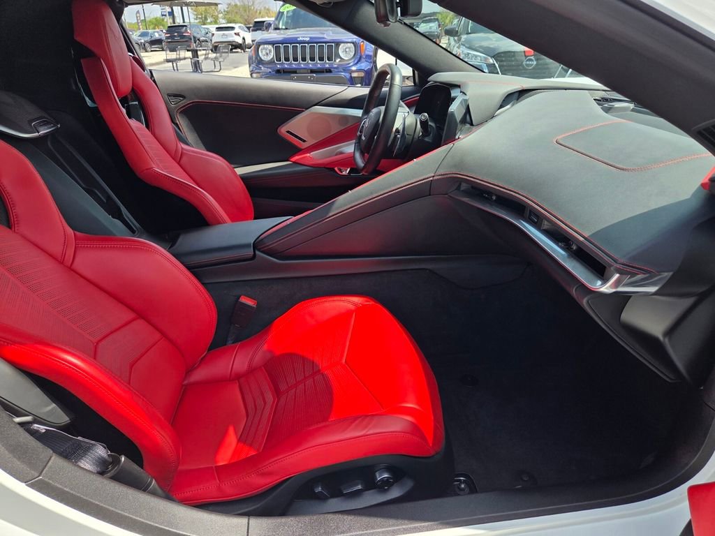 Used 2022 Chevrolet Corvette Stingray Preferred Cpe w/ Engine Appearance Package image 15