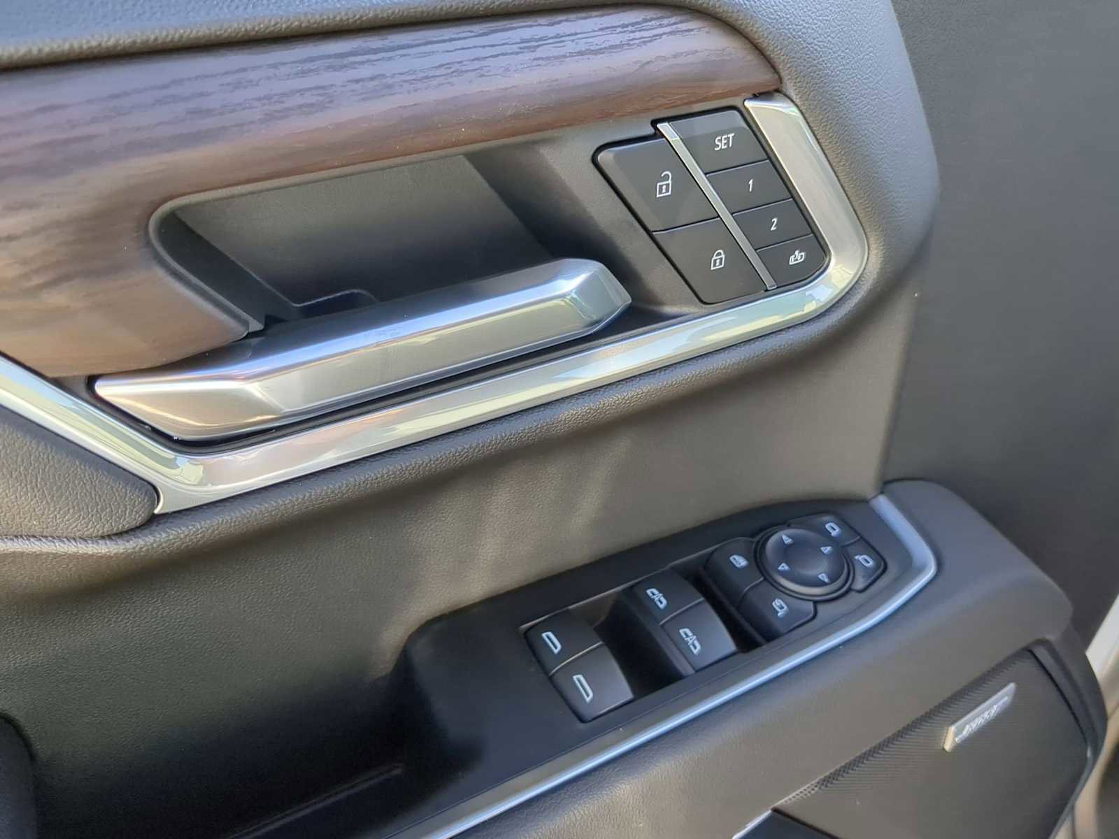 New 2026 GMC Sierra 1500 SLT w/ SLT Premium Package image 12