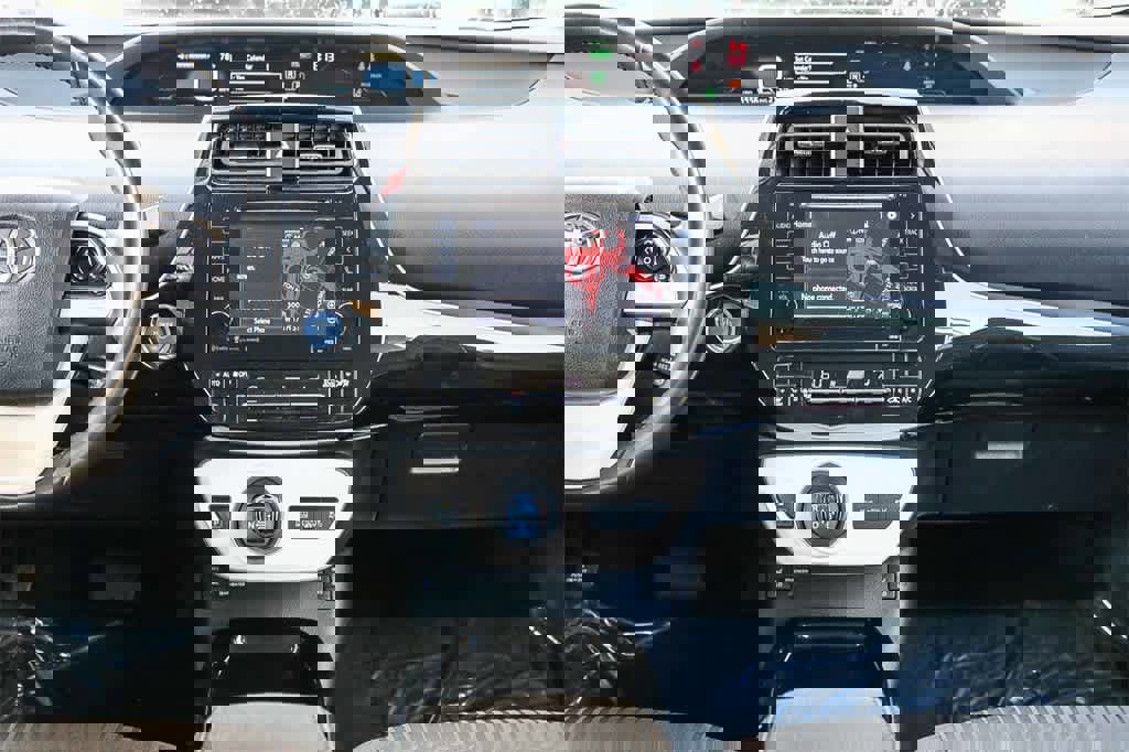 Used 2018 Toyota Prius Prime Plus image 13