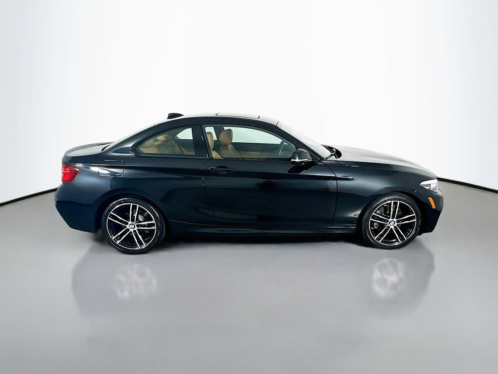Used 2020 BMW 230i Coupe w/ M Sport Package image 8
