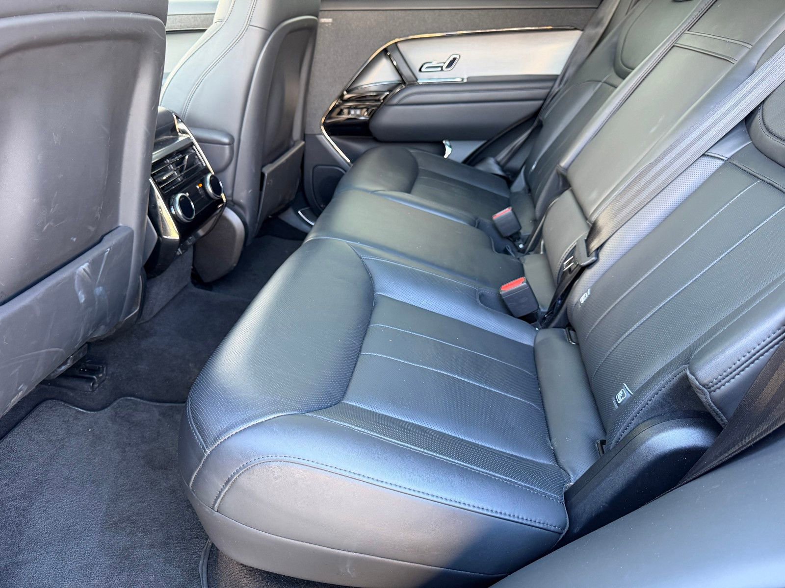 Used 2024 Land Rover Range Rover Sport Dynamic SE image 25