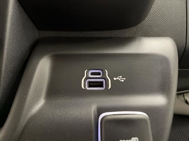 New 2024 RAM ProMaster 3500 w/ Convenience Group image 27