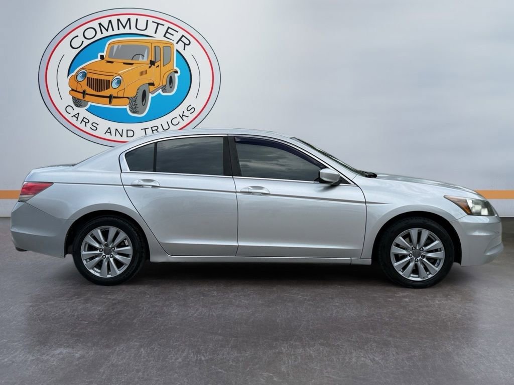 Used 2011 Honda Accord EX-L image 5