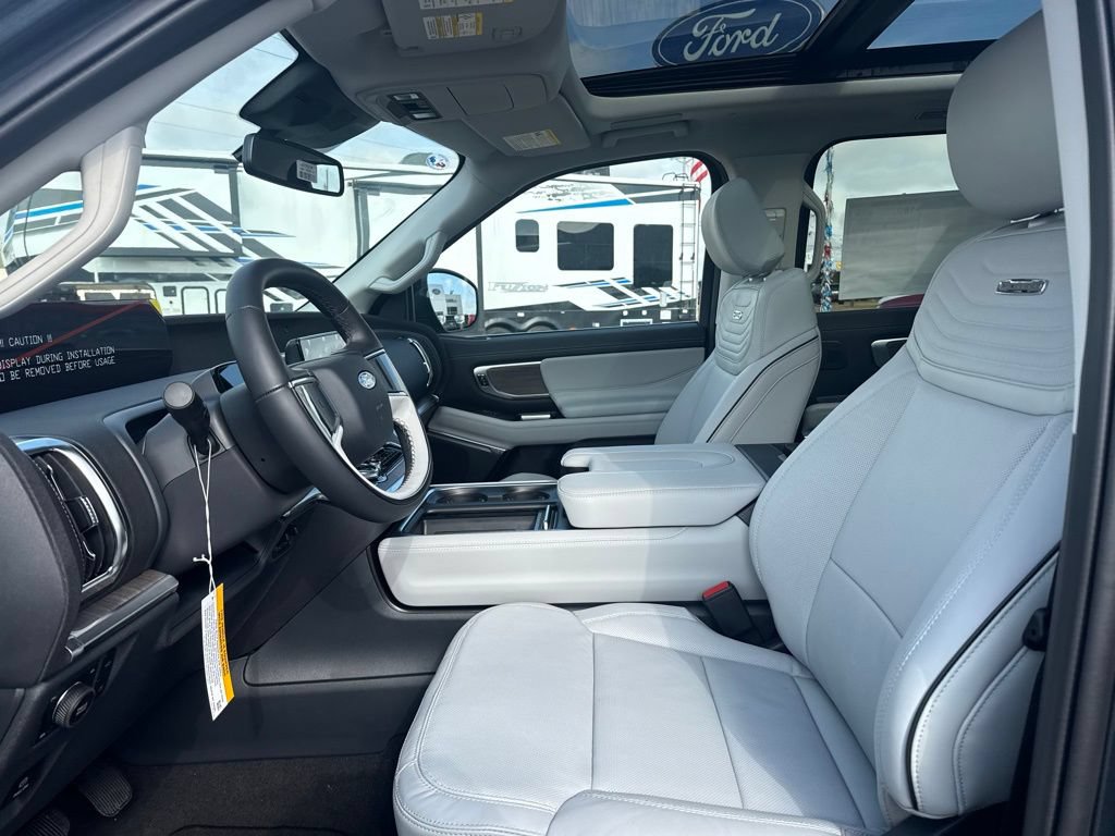 New 2025 Ford Expedition Max Platinum w/ Platinum Ultimate Package AWD/4WD image 18