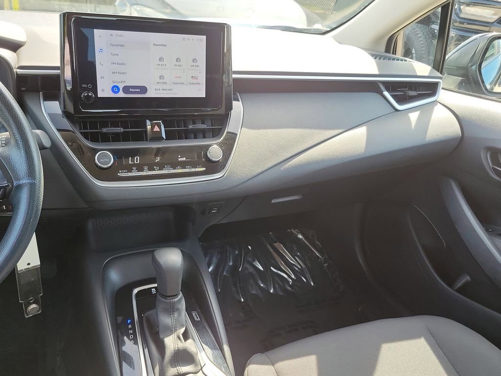 Used 2024 Toyota Corolla LE FWD image 13