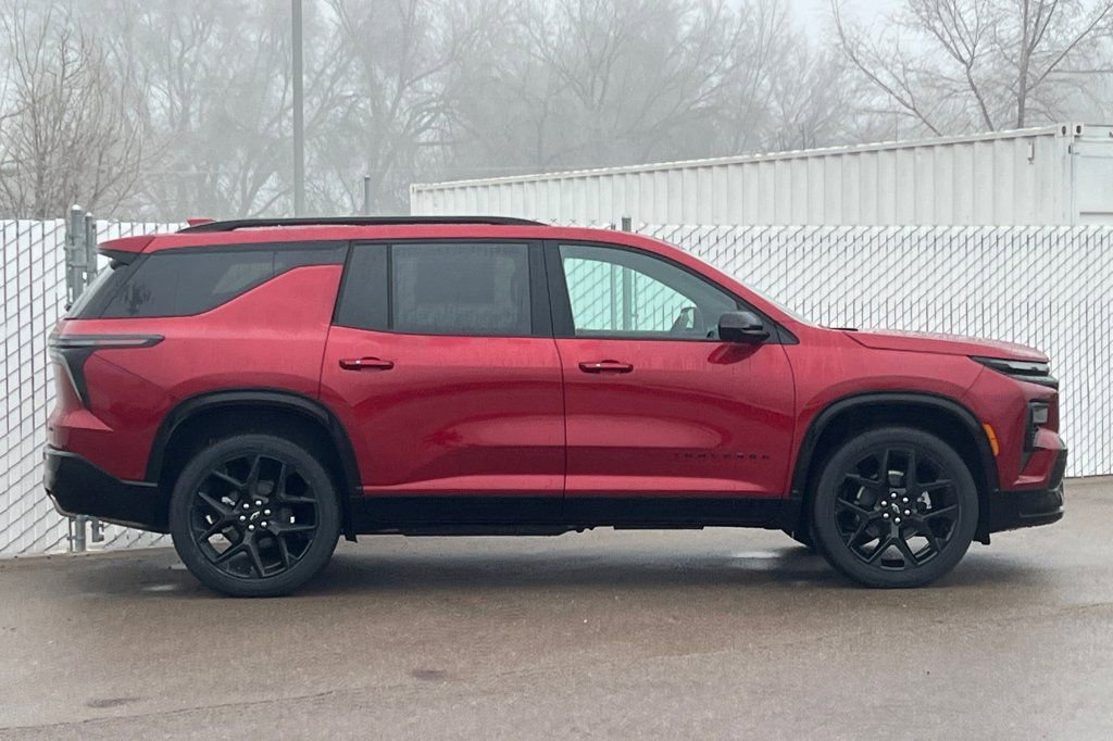 New 2026 Chevrolet Traverse RS video 3