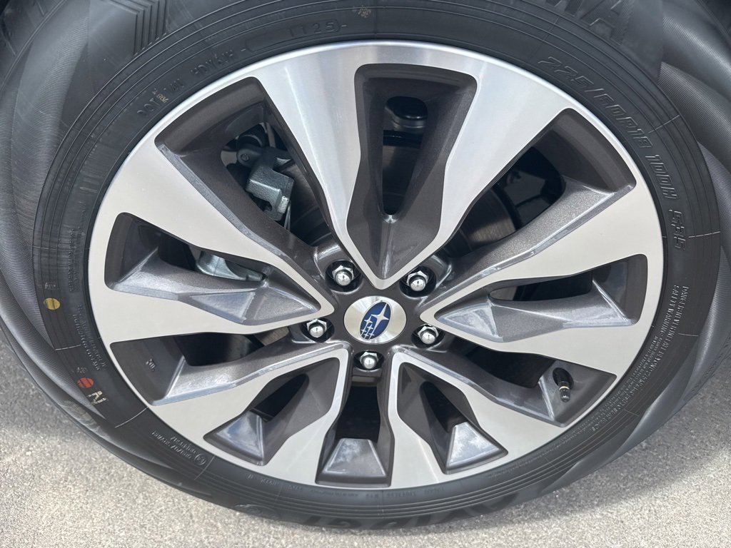 New 2025 Subaru Outback Touring XT image 36