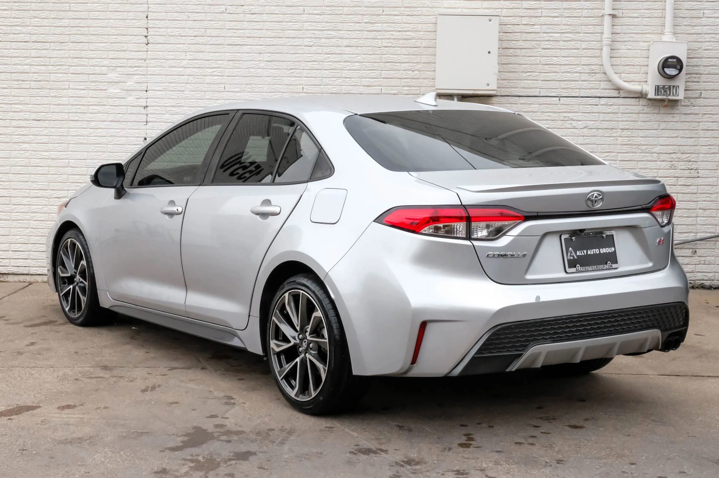 Used 2020 Toyota Corolla SE FWD image 9