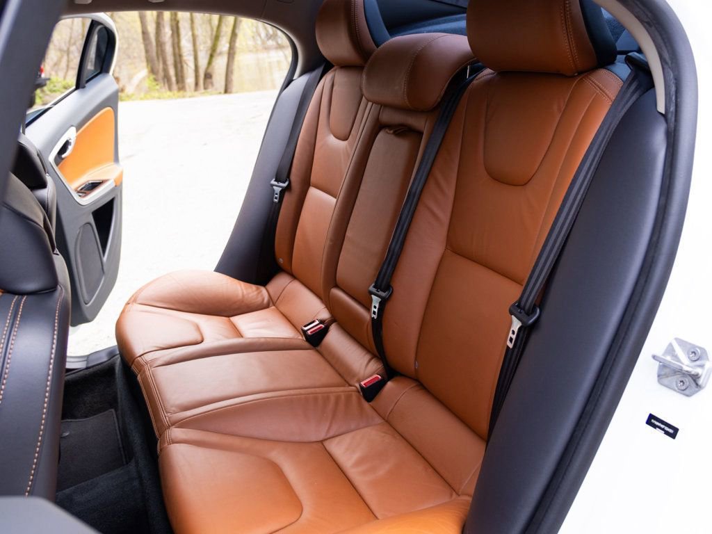 Used 2015 Volvo S60 T6 Platinum image 37