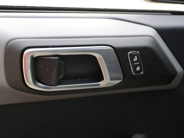 Used 2022 Ford Bronco Black Diamond AWD/4WD image 19