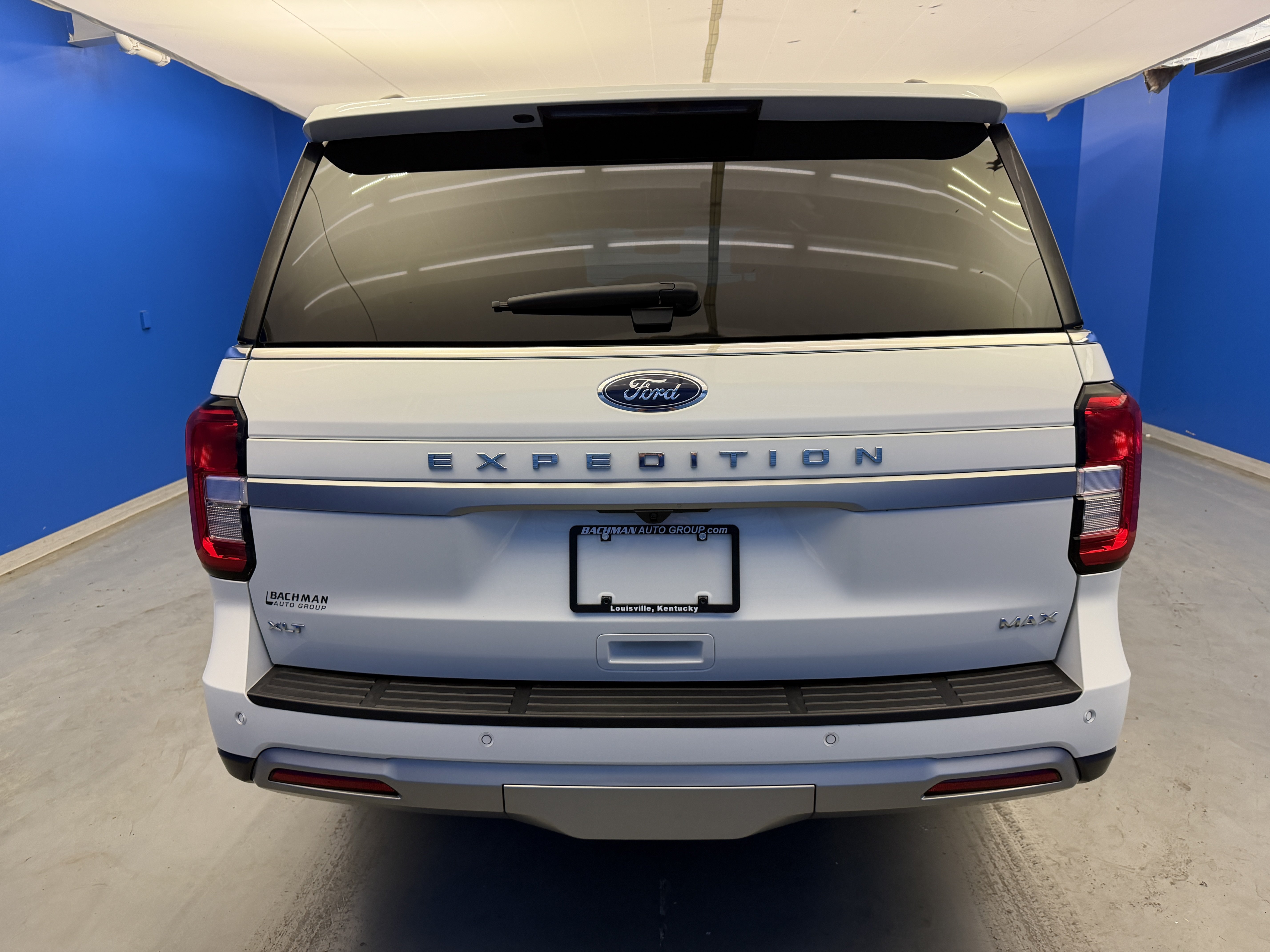 Used 2024 Ford Expedition Max XLT AWD/4WD image 6