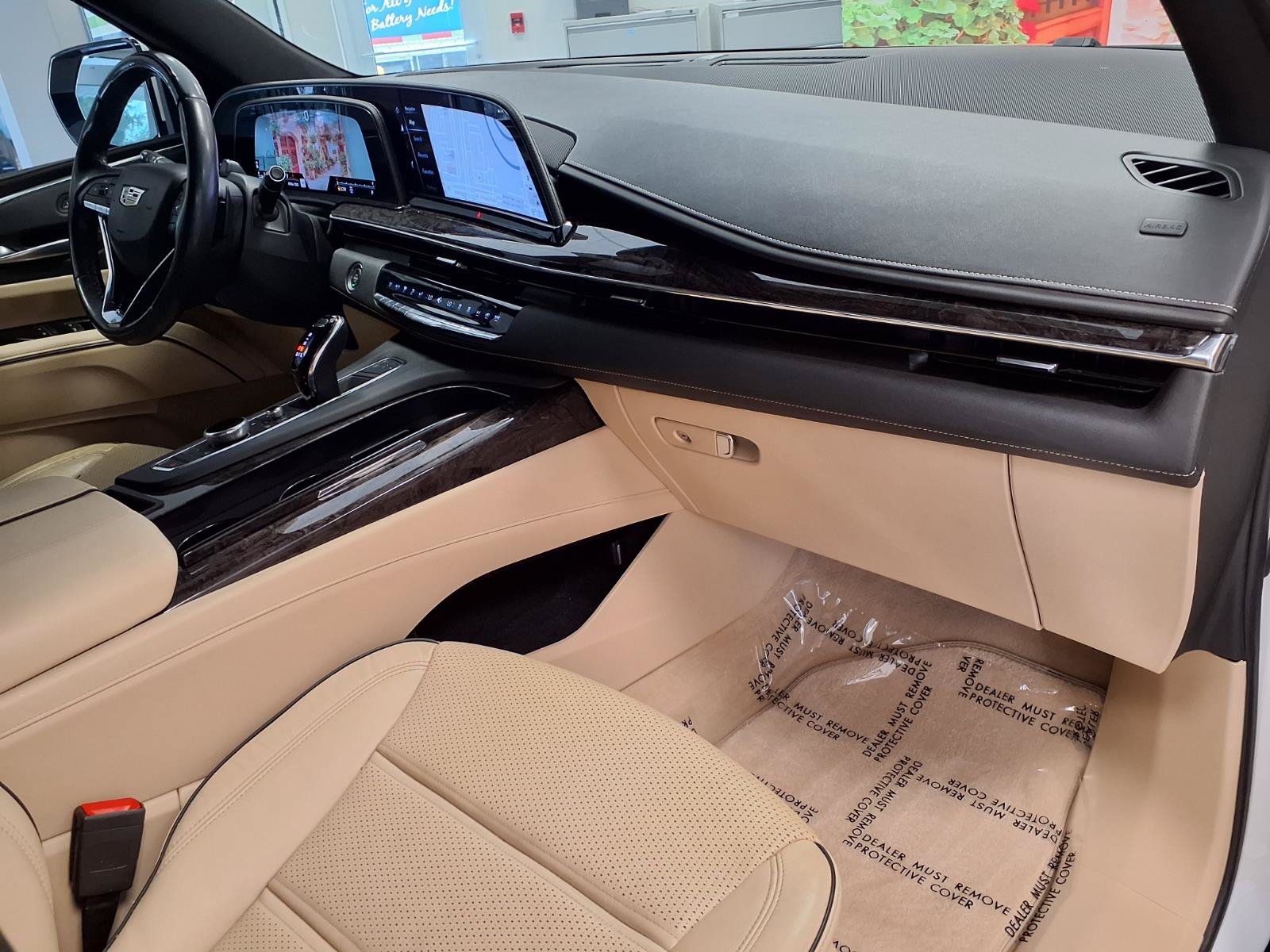 Certified 2023 Cadillac Escalade Premium Luxury w/ Performance Package AWD/4WD image 9