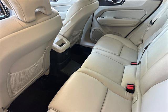 Certified 2024 Volvo XC60 T8 Plus AWD/4WD image 12