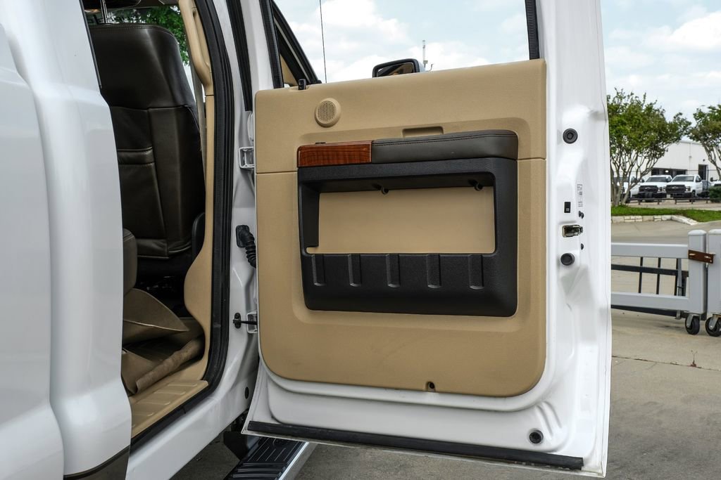 Used 2016 Ford F450 King Ranch w/ King Ranch w/Chrome Package image 57