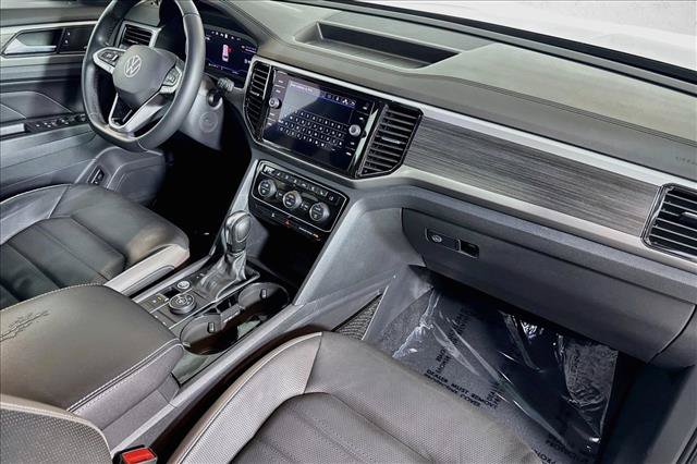 Used 2021 Volkswagen Atlas SEL Premium AWD/4WD image 28