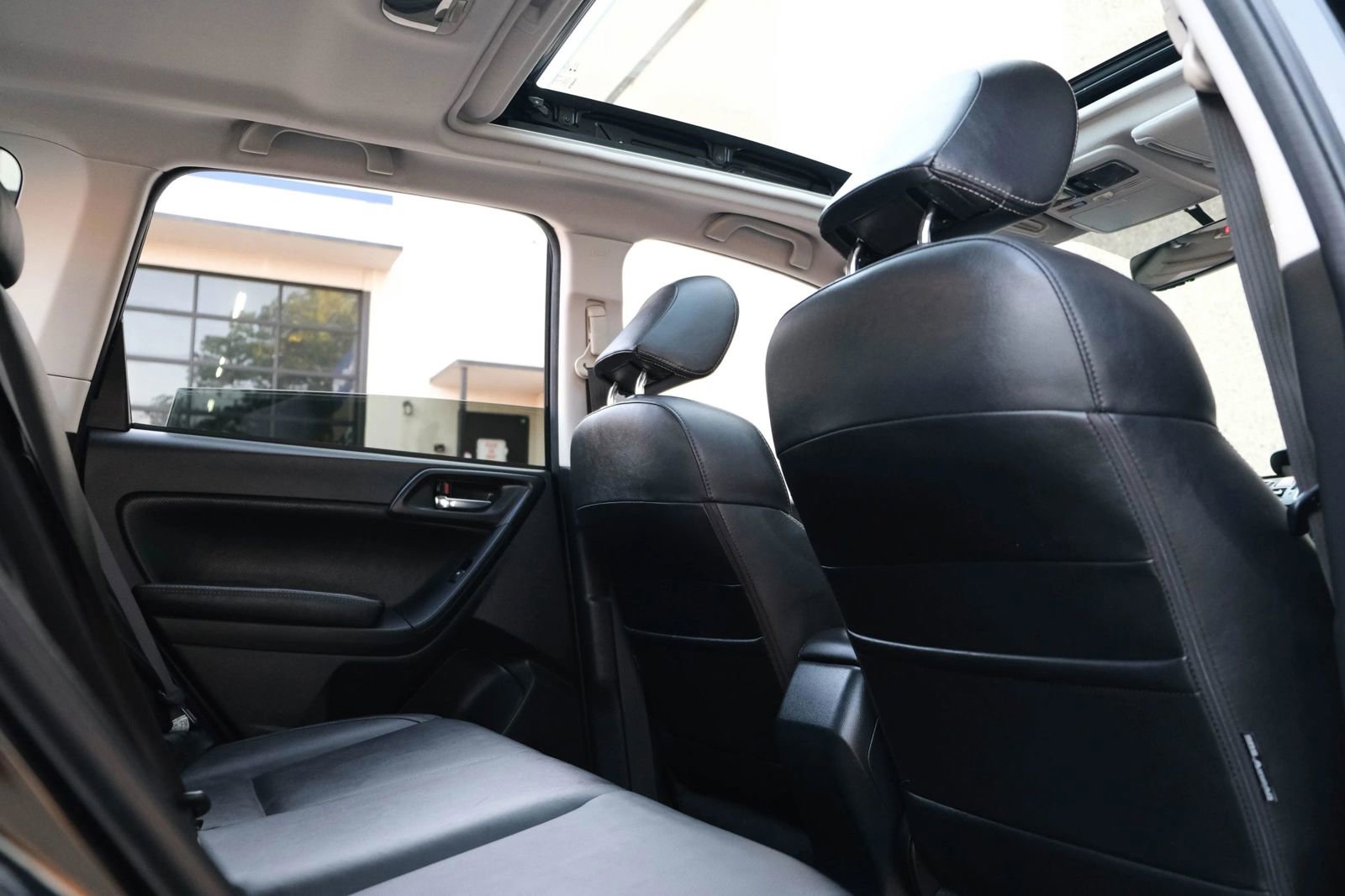 Used 2017 Subaru Forester 2.5i Limited w/ Popular Package #2 image 29