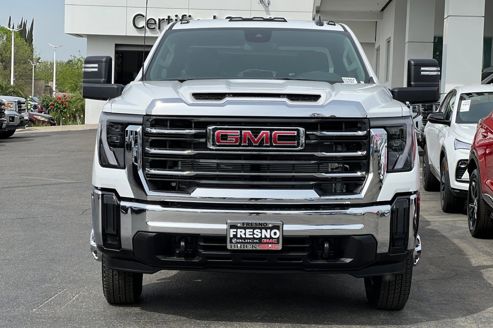 New 2026 GMC Sierra 3500 SLE image 3