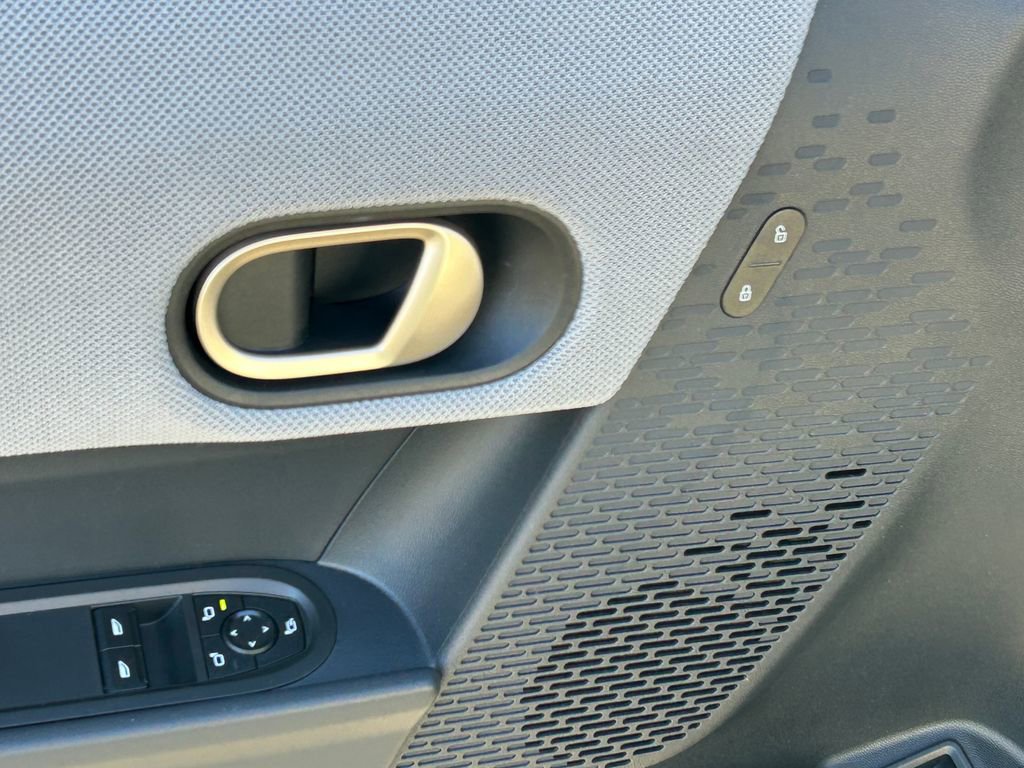 Used 2025 MINI Cooper S image 12