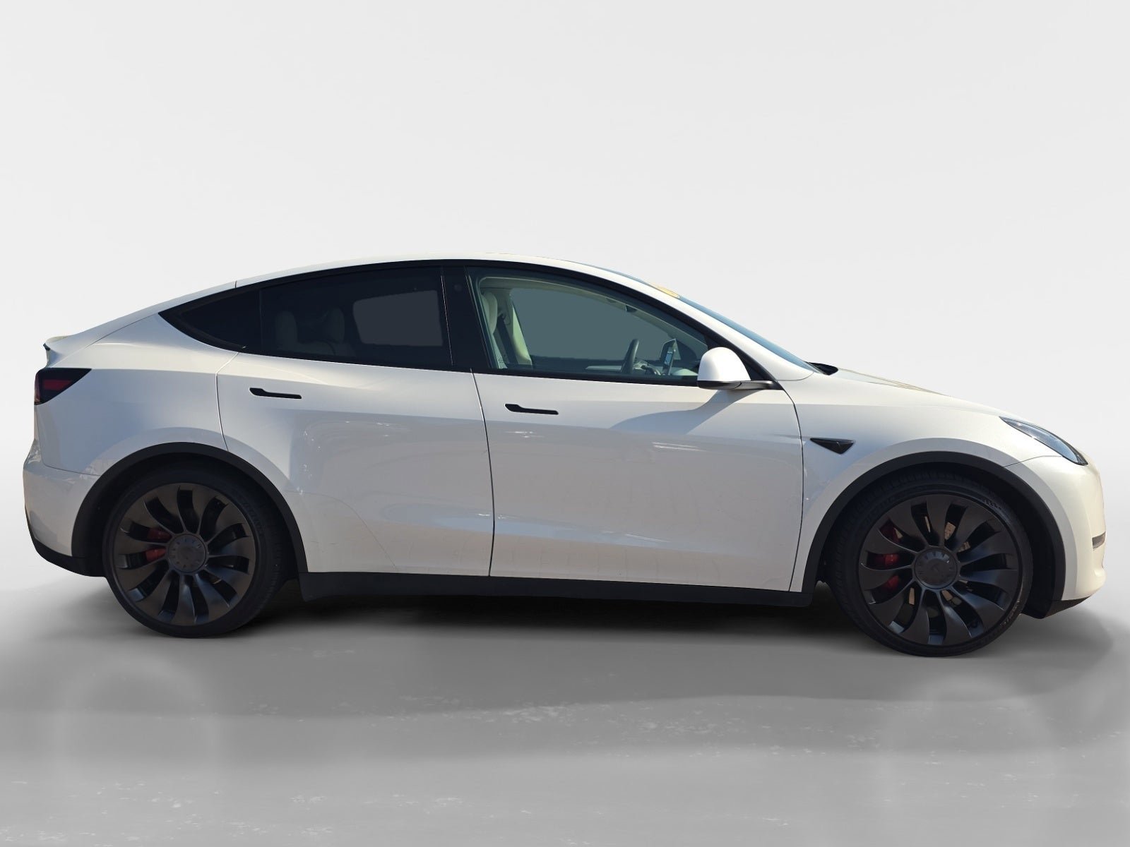Used 2023 Tesla Model Y Performance AWD/4WD image 2