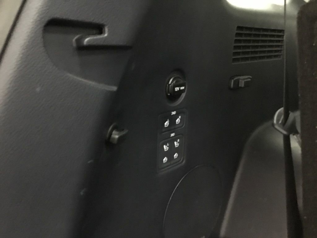 Used 2022 Hyundai Palisade Limited w/ Cargo Package image 17