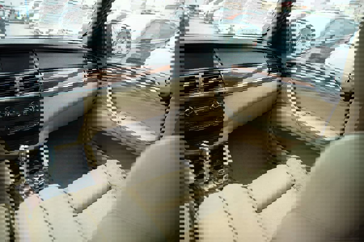 Used 2014 BMW X6 xDrive35i image 23