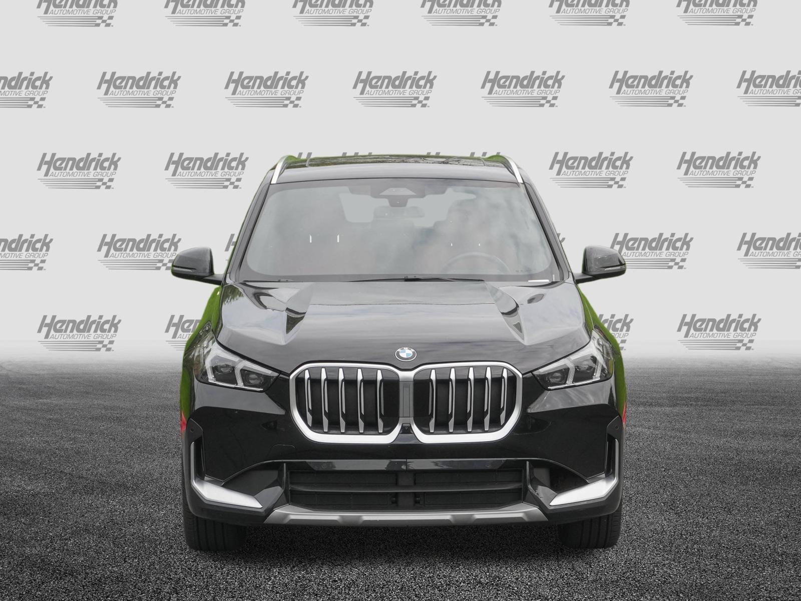 Certified 2025 BMW X1 xDrive28i AWD/4WD image 3