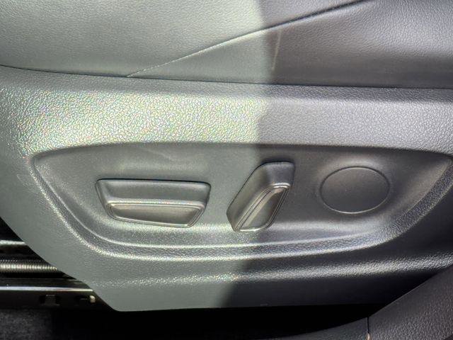 Certified 2025 Toyota Corolla XSE image 28